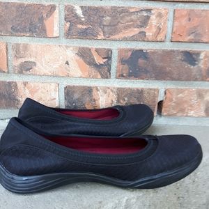 New Grasshoppers Reveal Skimmer Black Flats, Size9